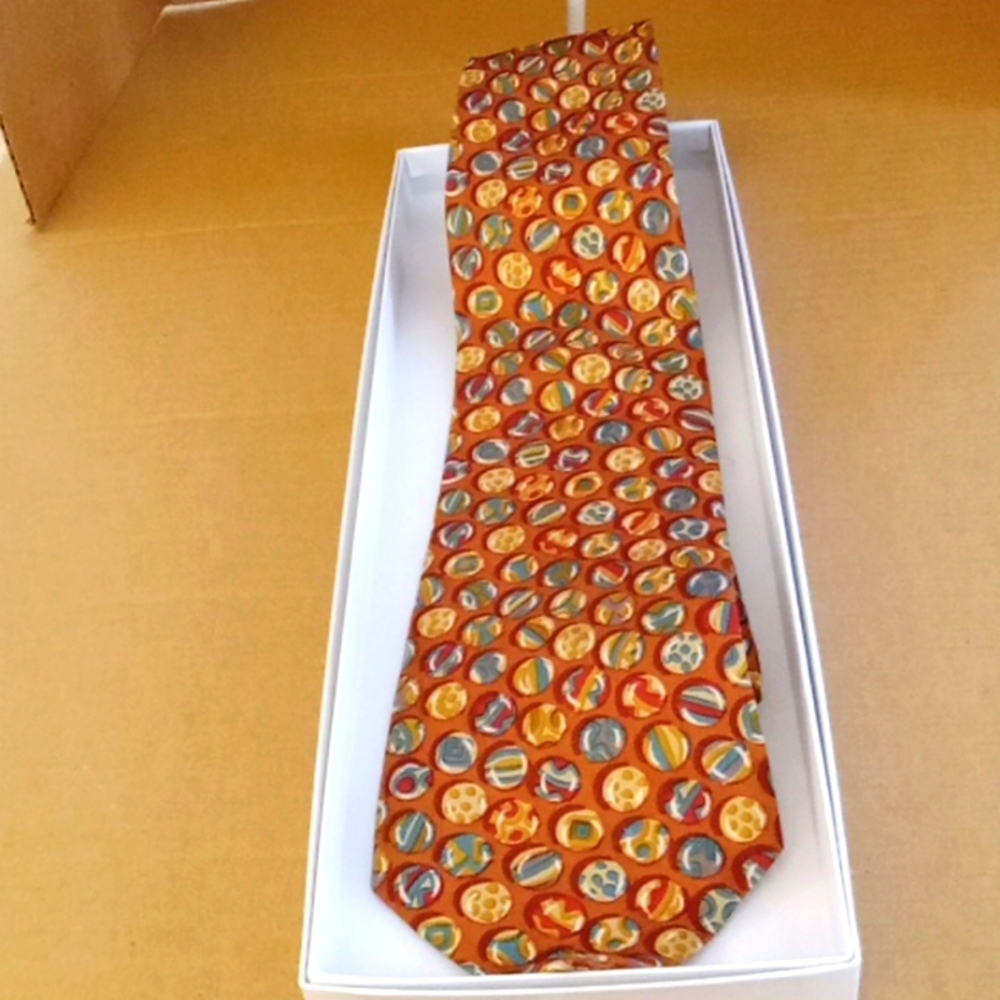 PAUL STUART  Vintage Hand Made in Canada SILK TIE